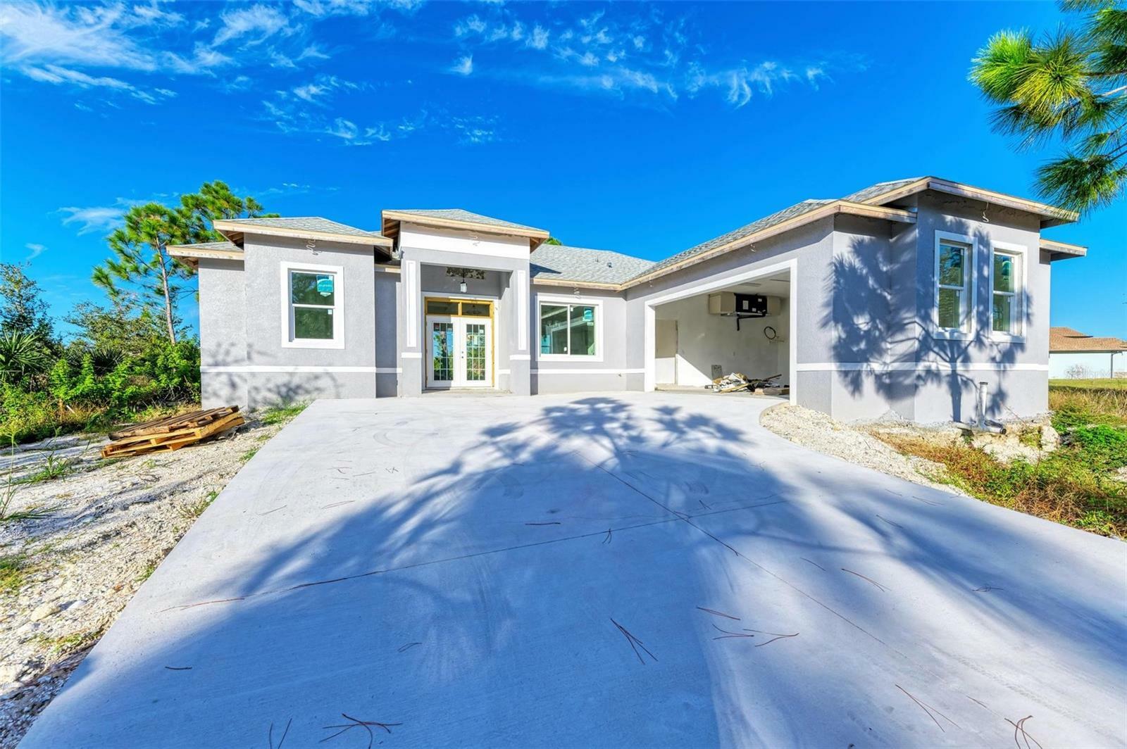 Property Photo:  9555 Hallendale Drive  FL 33981 