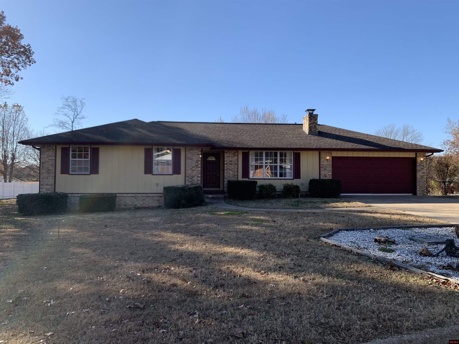 Property Photo:  1200 Cresswell Drive  AR 72653 