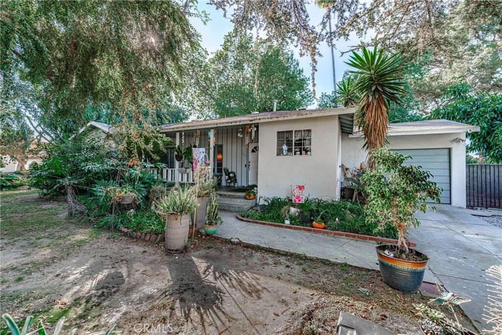 Property Photo:  1727 S Charlotte Avenue  CA 91776 
