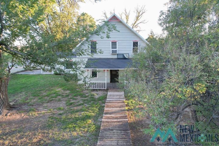 Property Photo: 1339 Muscatel Avenue NM 88220-9218