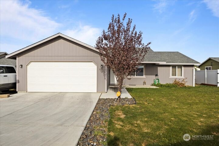 Property Photo:  1155 Millstone Court  WA 99344 
