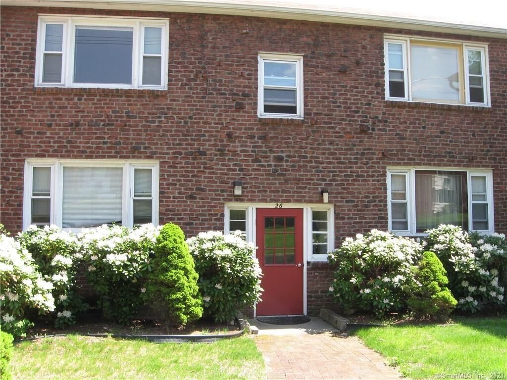 Property Photo: 26 Golden Hill Street 8 CT 06460