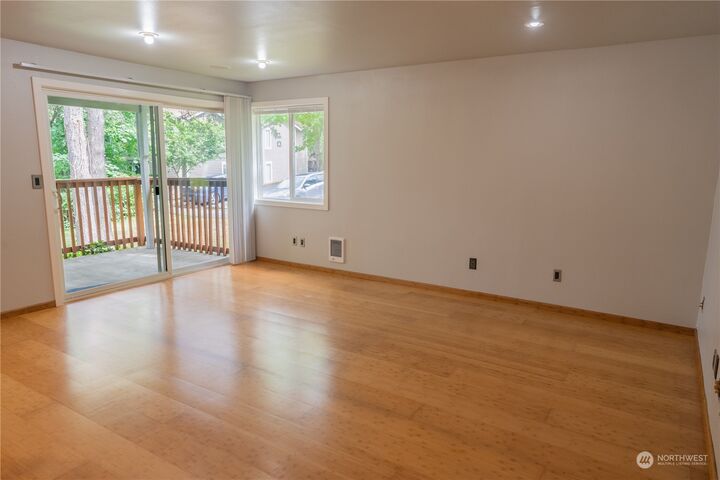 Property Photo:  17203 NE 45th Street 41  WA 98052 