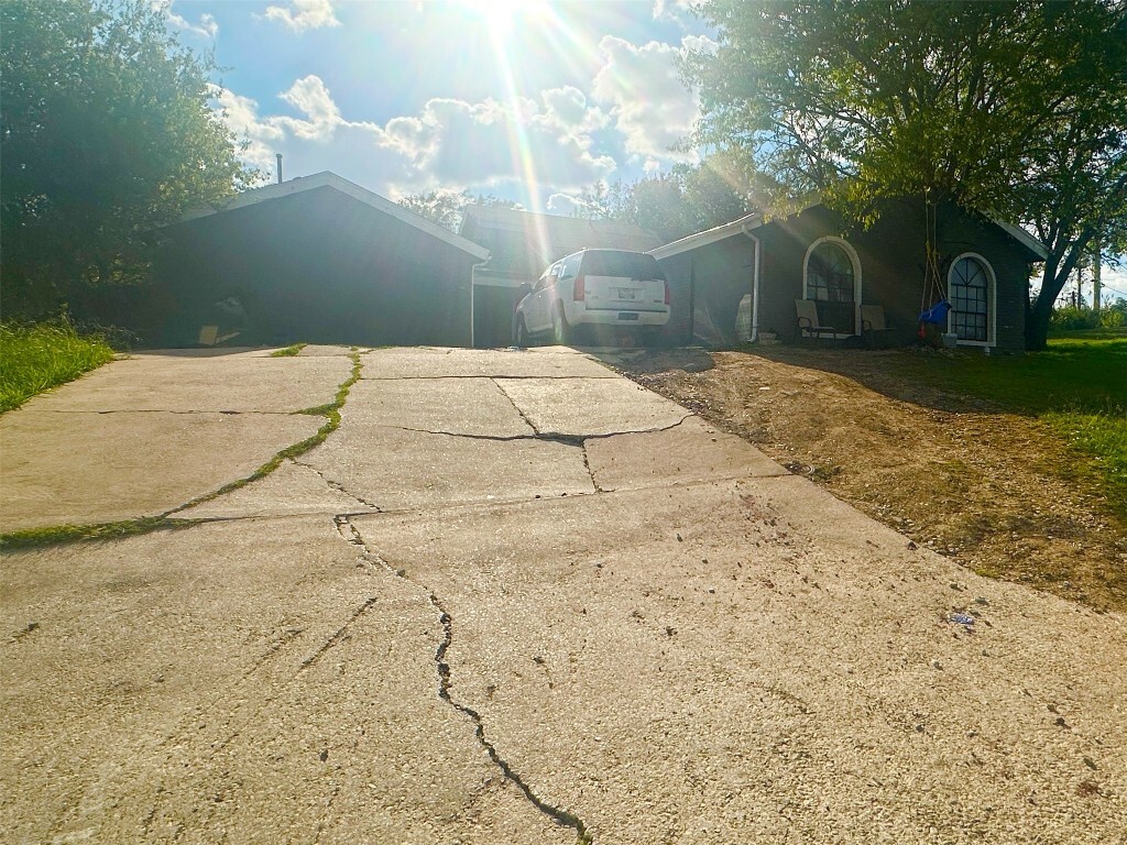 Property Photo: 5101 Purple Sage Drive B TX 78724