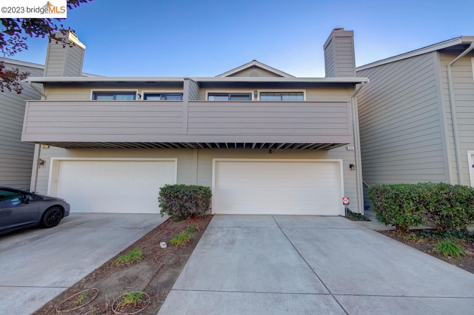 Property Photo:  219 Manuel Ct  CA 94565 