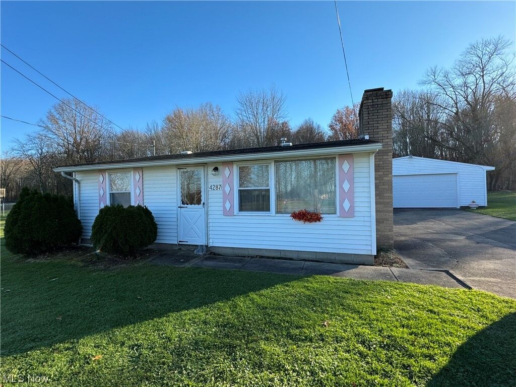 Property Photo:  4287 Newton Falls Bailey Rd  OH 44444 