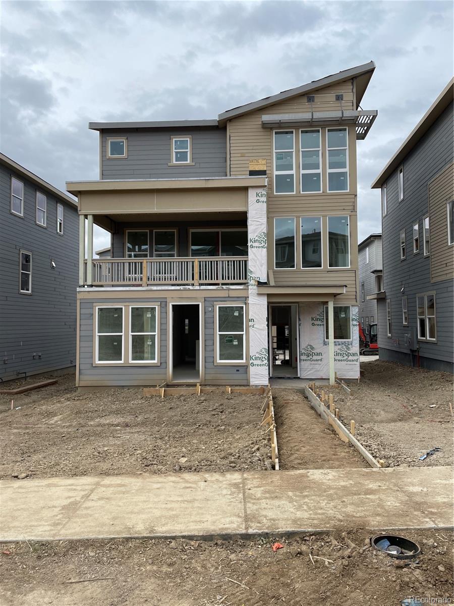 Property Photo:  912 Farrier Lane  CO 80026 
