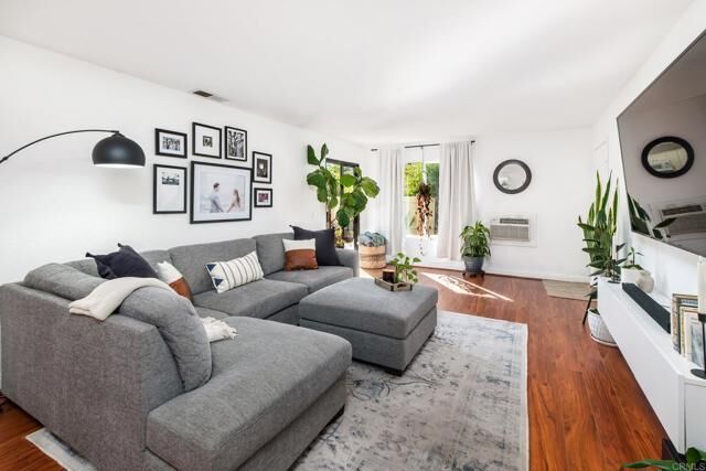 Property Photo: 433 Autumn Drive 12 CA 92069