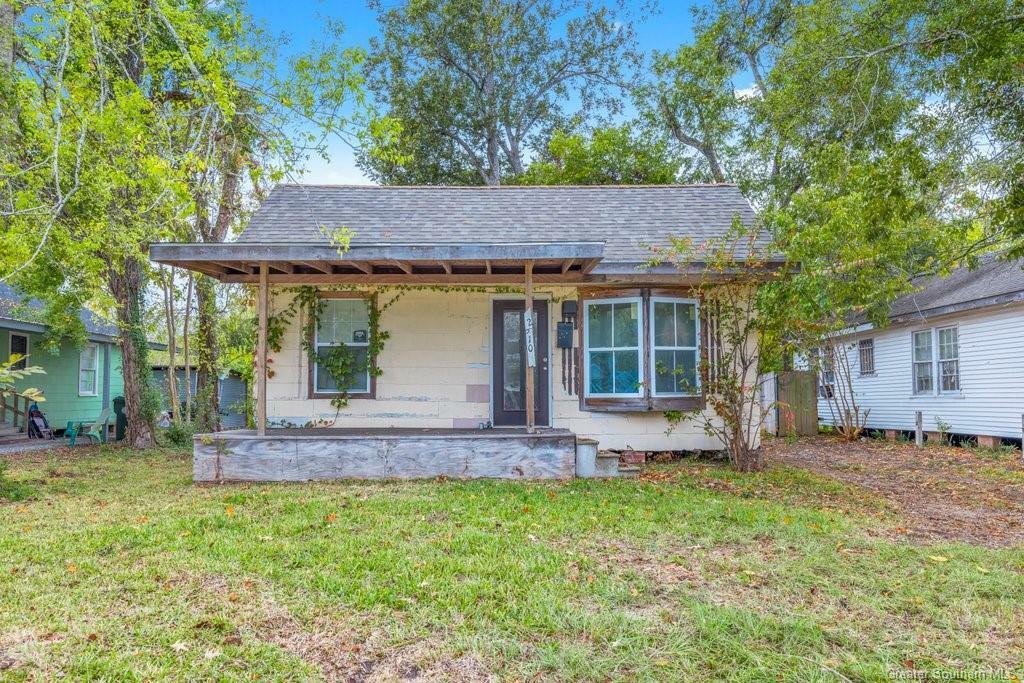 Property Photo: 2610 Ernest Street LA 70601