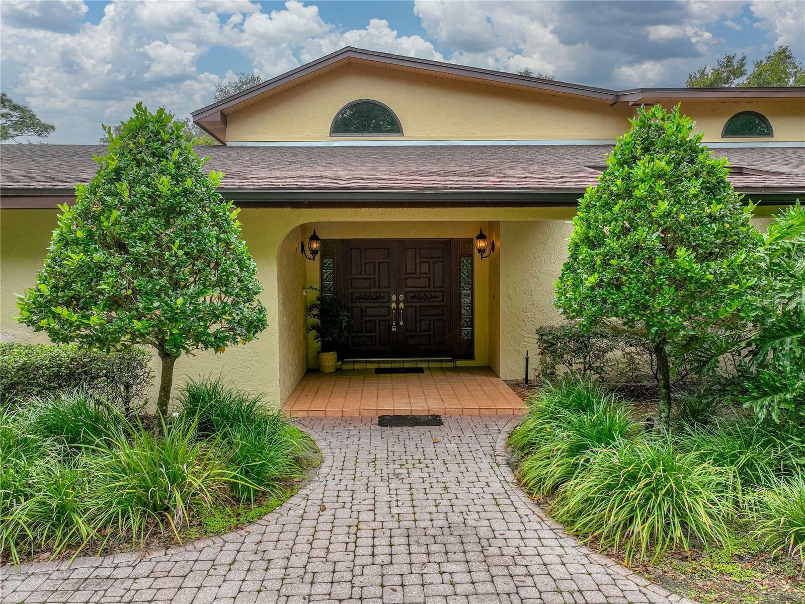Property Photo: 1341 Country Oaks Boulevard FL 33898