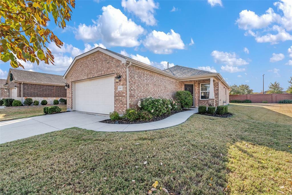 Property Photo: 2385 Beachfront Drive TX 75036