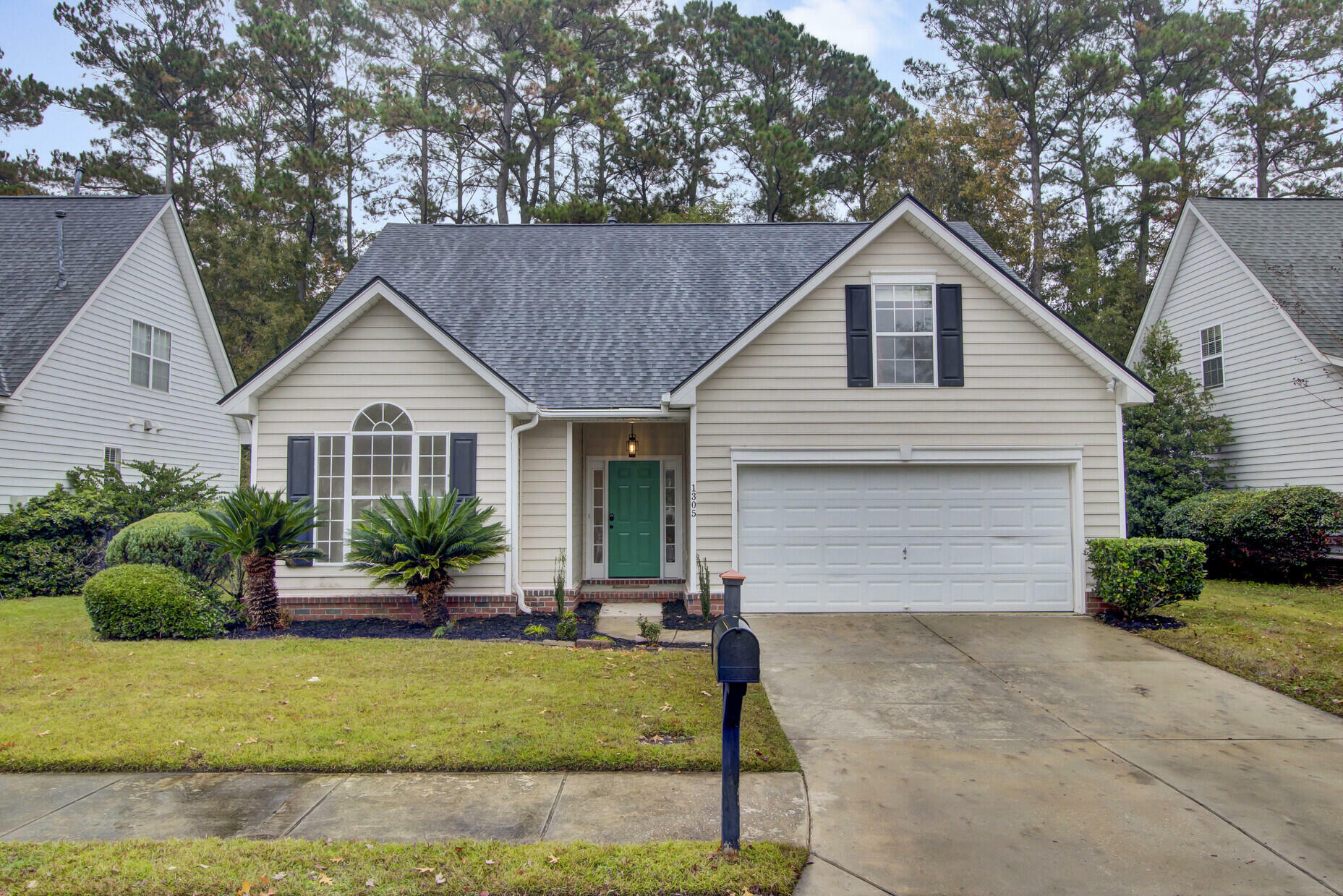 Property Photo:  1305 Heidiho Way  SC 29466 