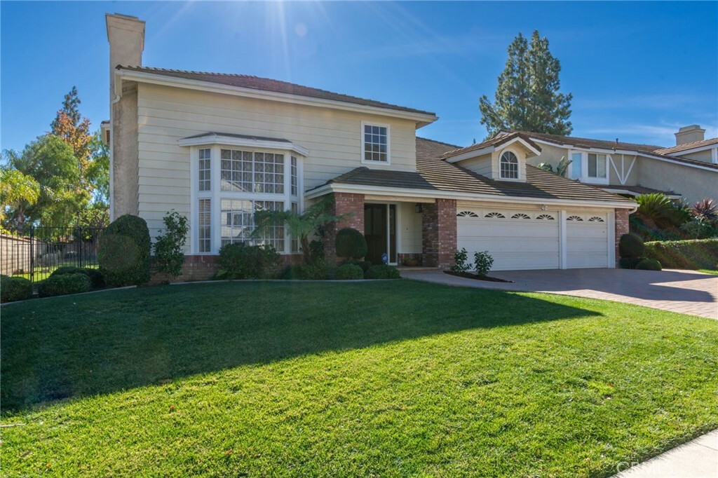 Property Photo:  29534 Meadowmist Way  CA 91301 