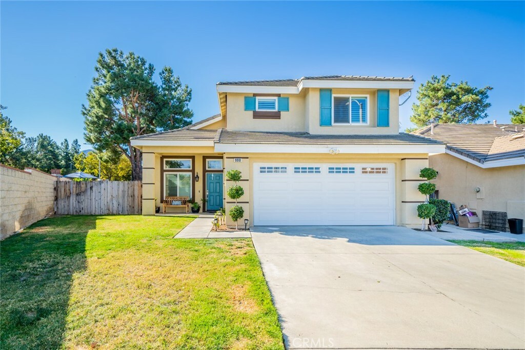 Property Photo:  998 Wyngate Court  CA 92881 