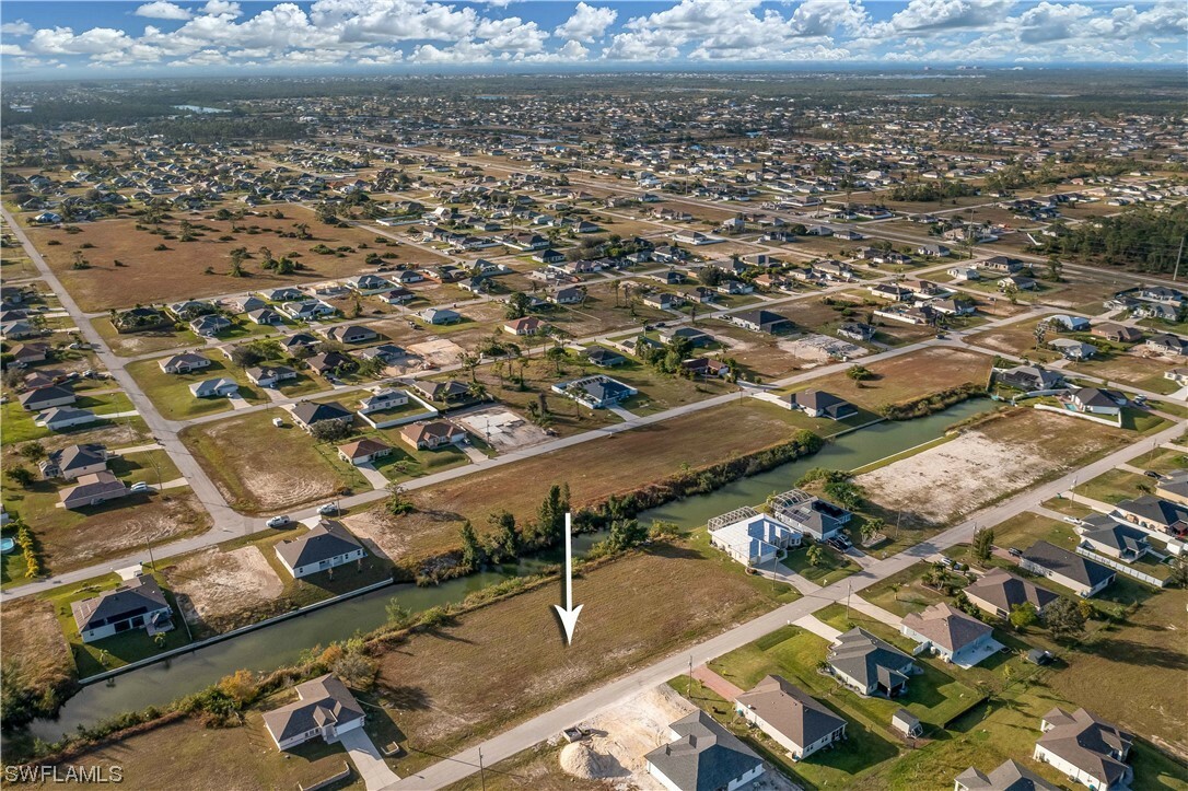 Property Photo:  2116 NW 17th Avenue  FL 33993 