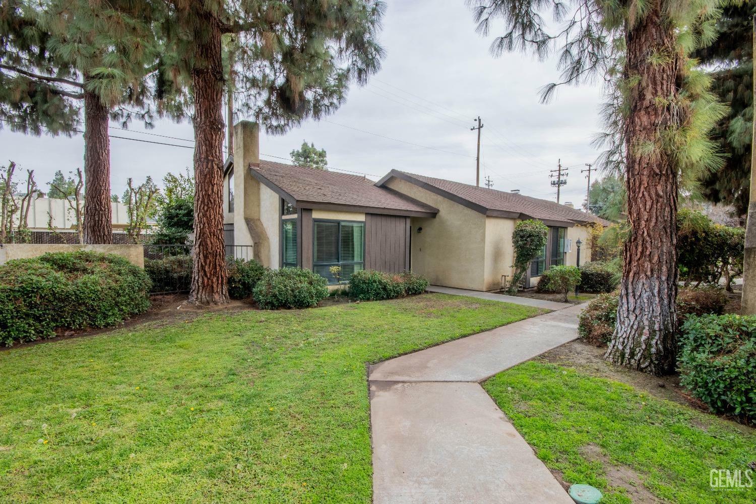 Property Photo:  600 New Stine Road 33  CA 93309 