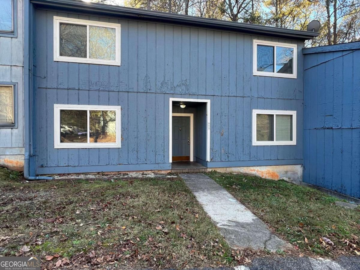 Property Photo: 939 Pine Oak Trail GA 30168