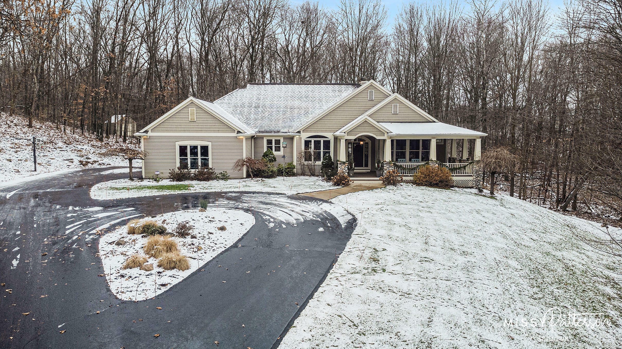 Property Photo: 4935 Lofting Drive NE MI 49306