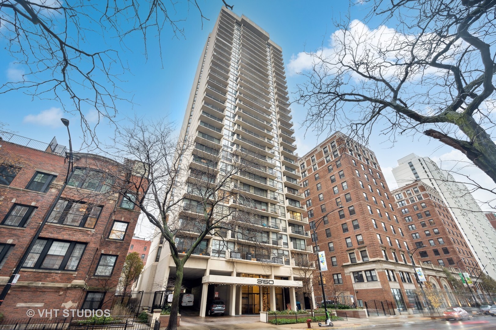 Property Photo: 3150 N Sheridan Road 5A IL 60657