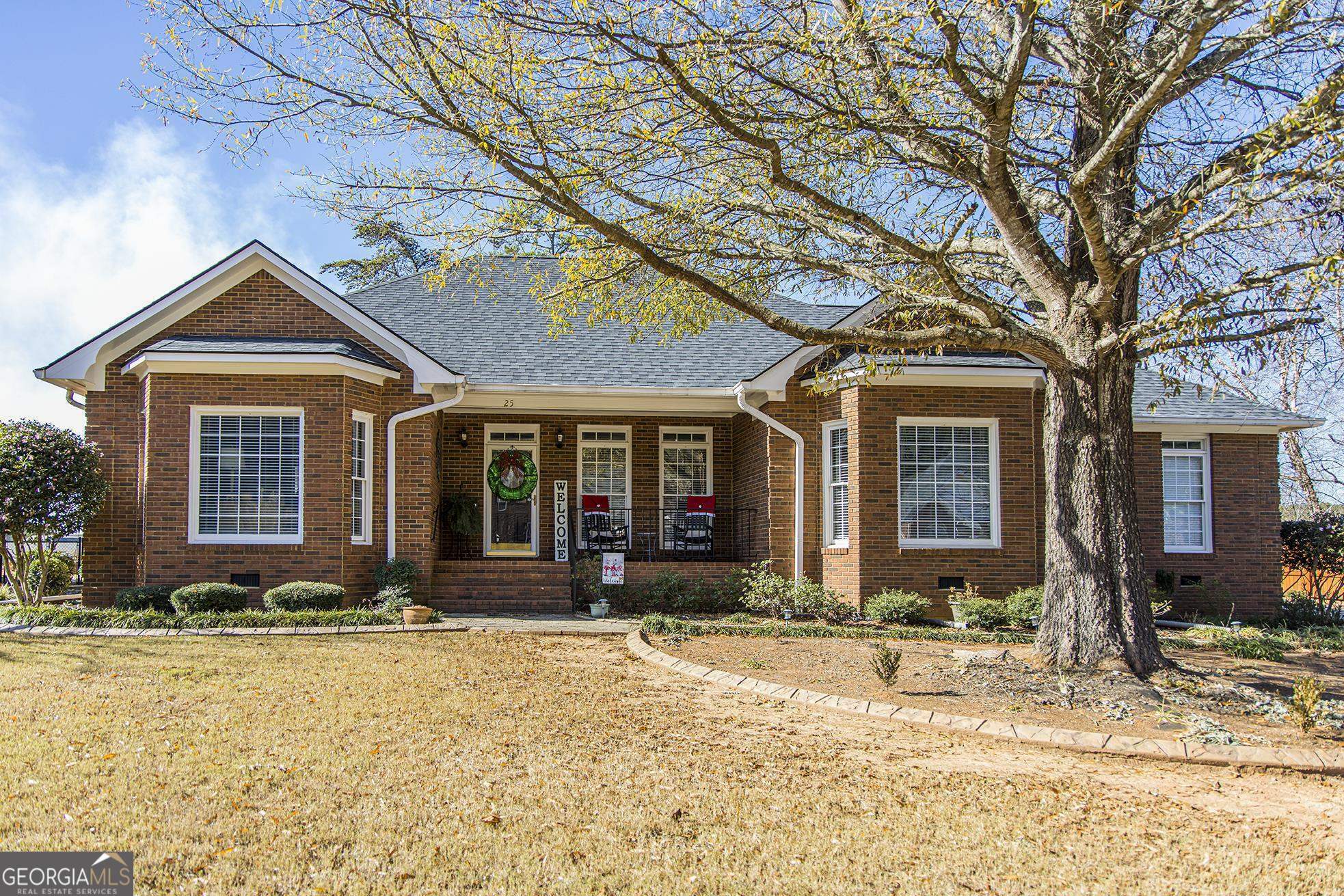 Property Photo:  25 SE Club View Dr  GA 30161 