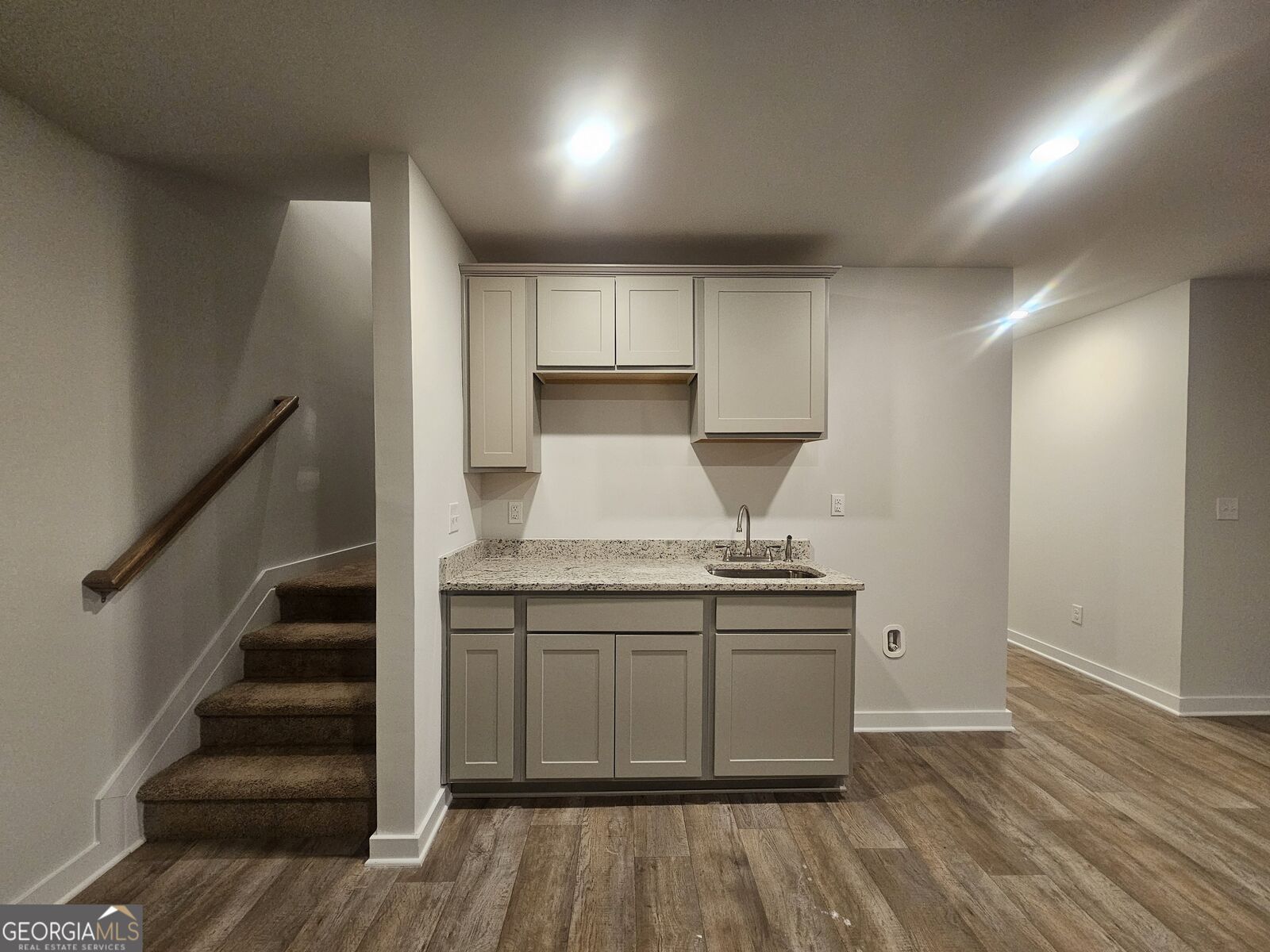 Property Photo:  762 Great Oaks Place  GA 30180 