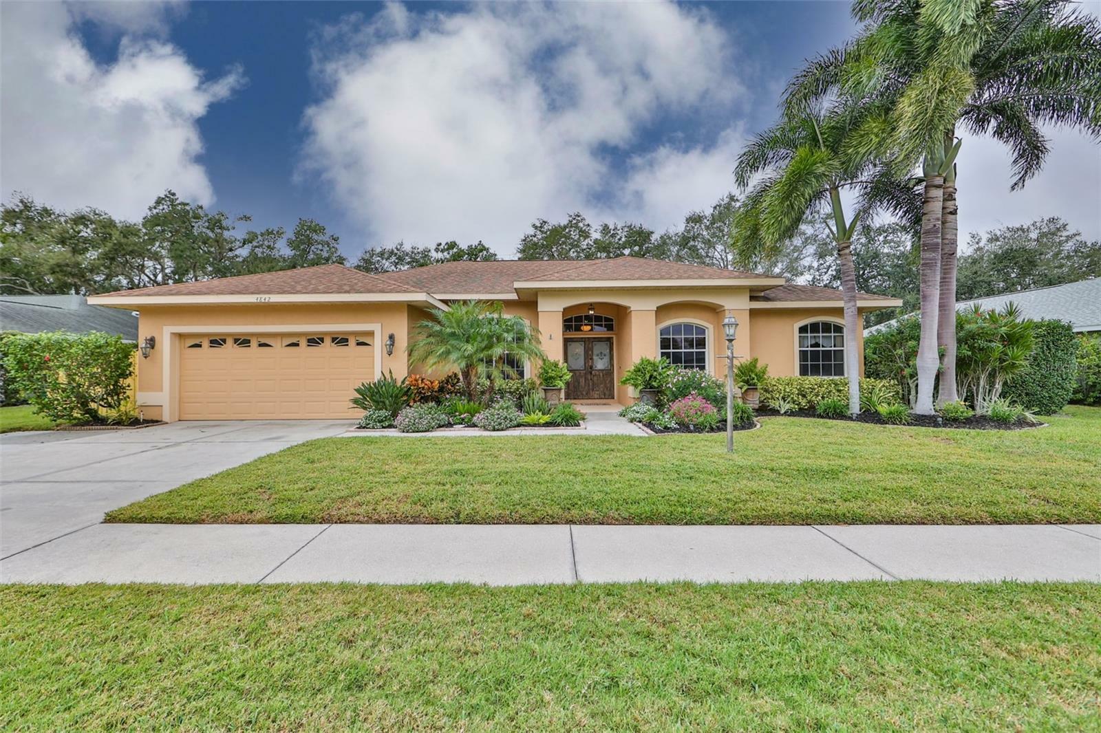 Property Photo:  4842 Wilde Pointe Drive  FL 34233 