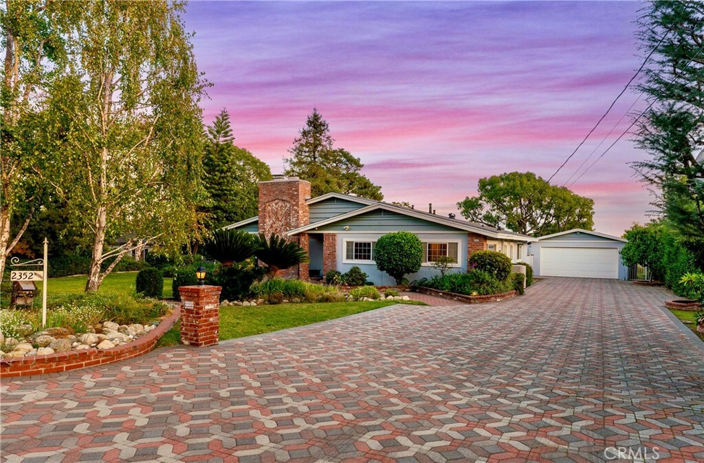 Property Photo:  2352 Park Boulevard  CA 91784 