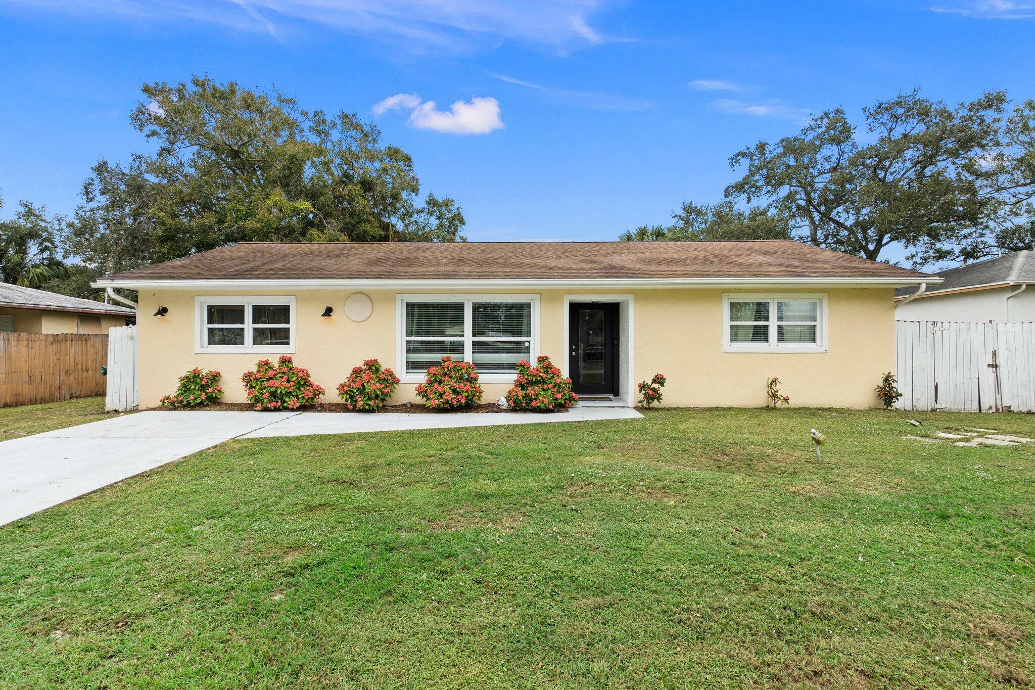 Property Photo:  7508 Santa Barbara Drive  FL 34951 