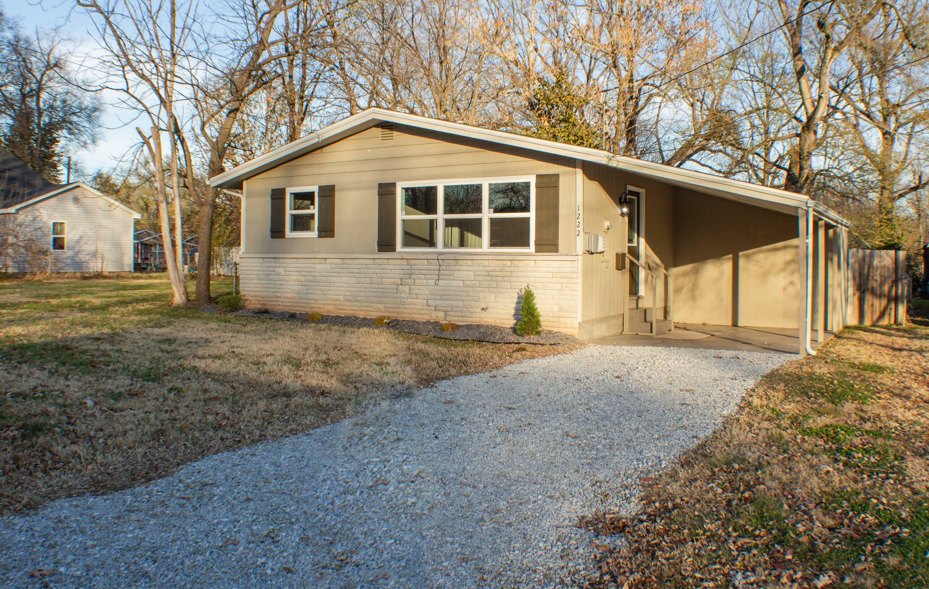 Property Photo:  1222 N Warren Avenue  MO 65802 