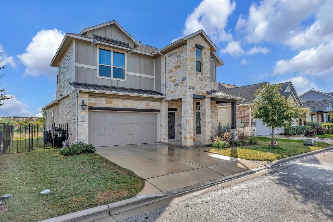 Property Photo:  1401 Harwell Loop  TX 78640 