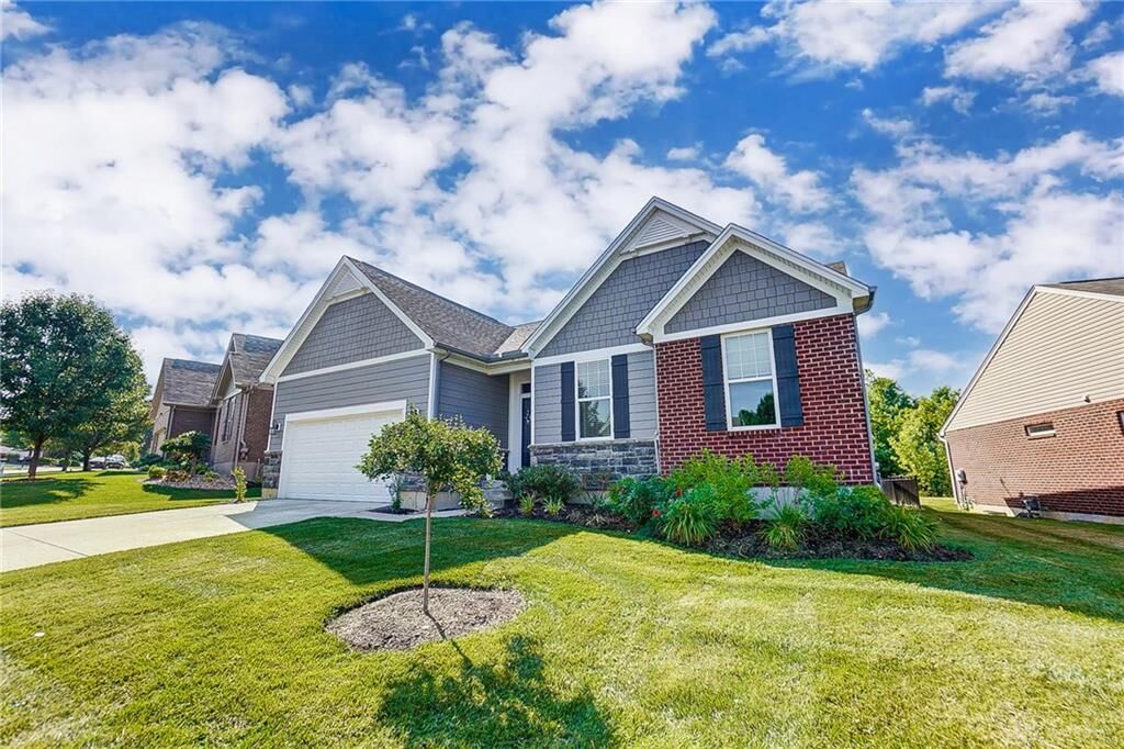 Property Photo:  5060 Long Meadow Drive  OH 45005 