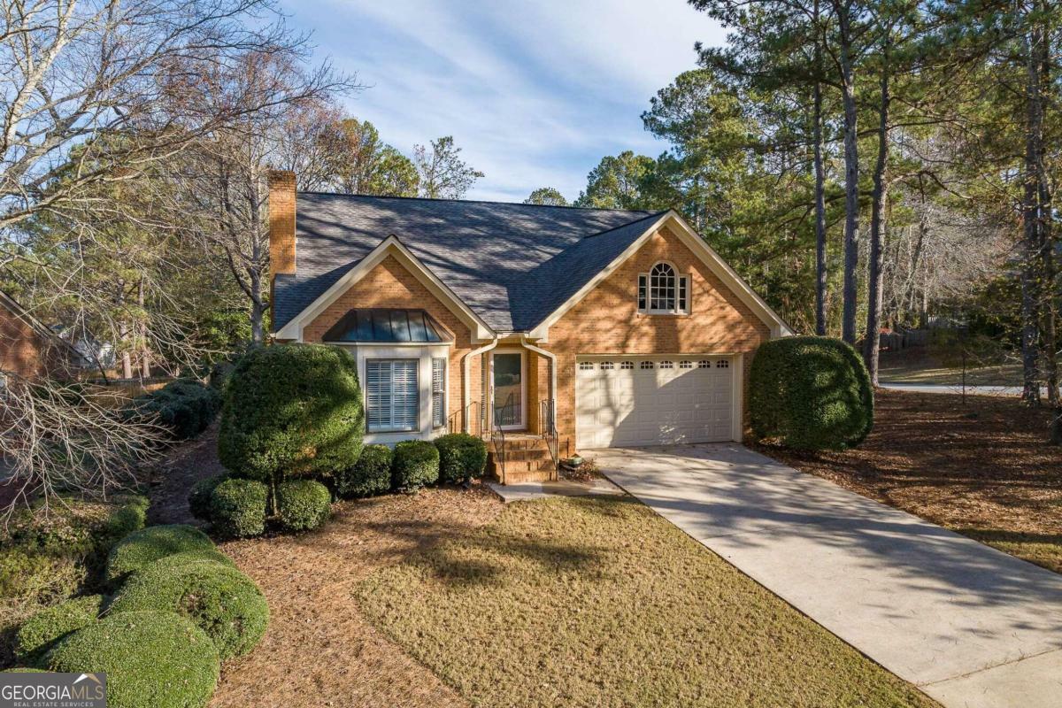 Property Photo:  121 Woodhaven Court  GA 30606 