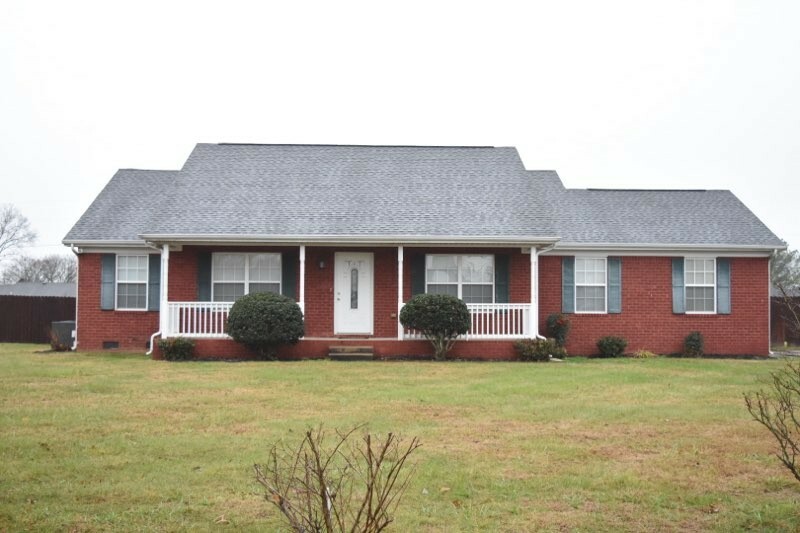 717 Redwood Cir  Columbia TN 38401 photo