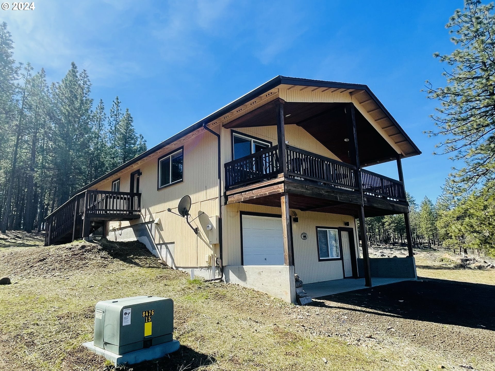 Property Photo:  150 Hawks Wind Rd  WA 98620 