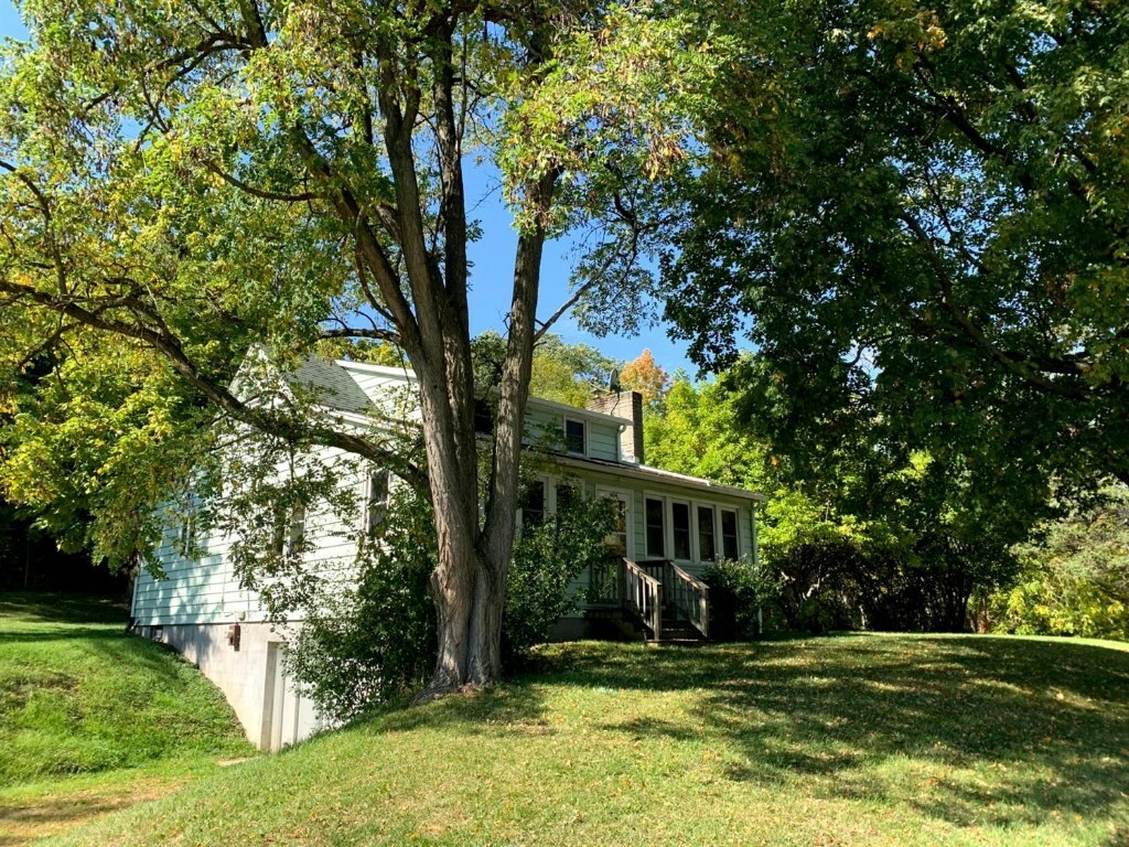 Property Photo:  1400 Taughannock Boulevard  NY 14850 