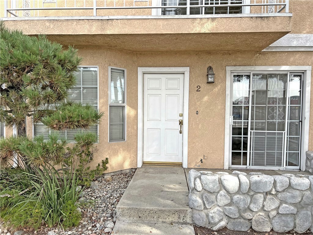 Property Photo:  10418 Bogardus Avenue 2  CA 90603 