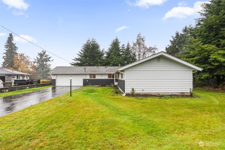 Property Photo: 762 Arland Place WA 98563