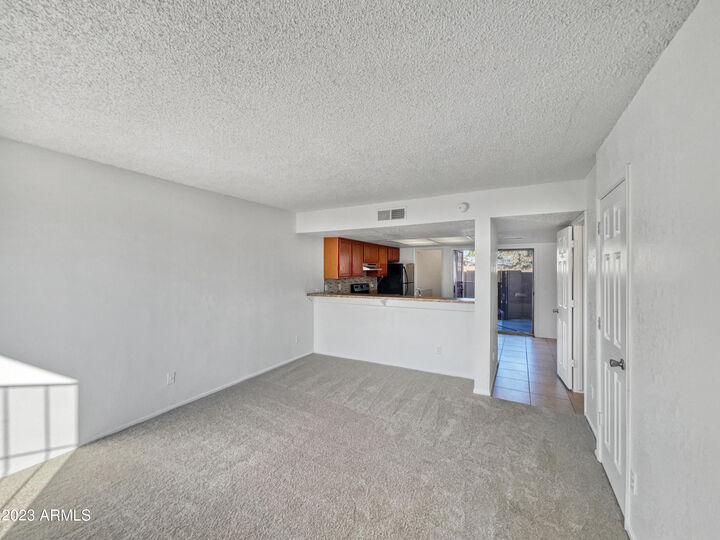 Property Photo: 4828 W Orangewood Avenue 107 AZ 85301