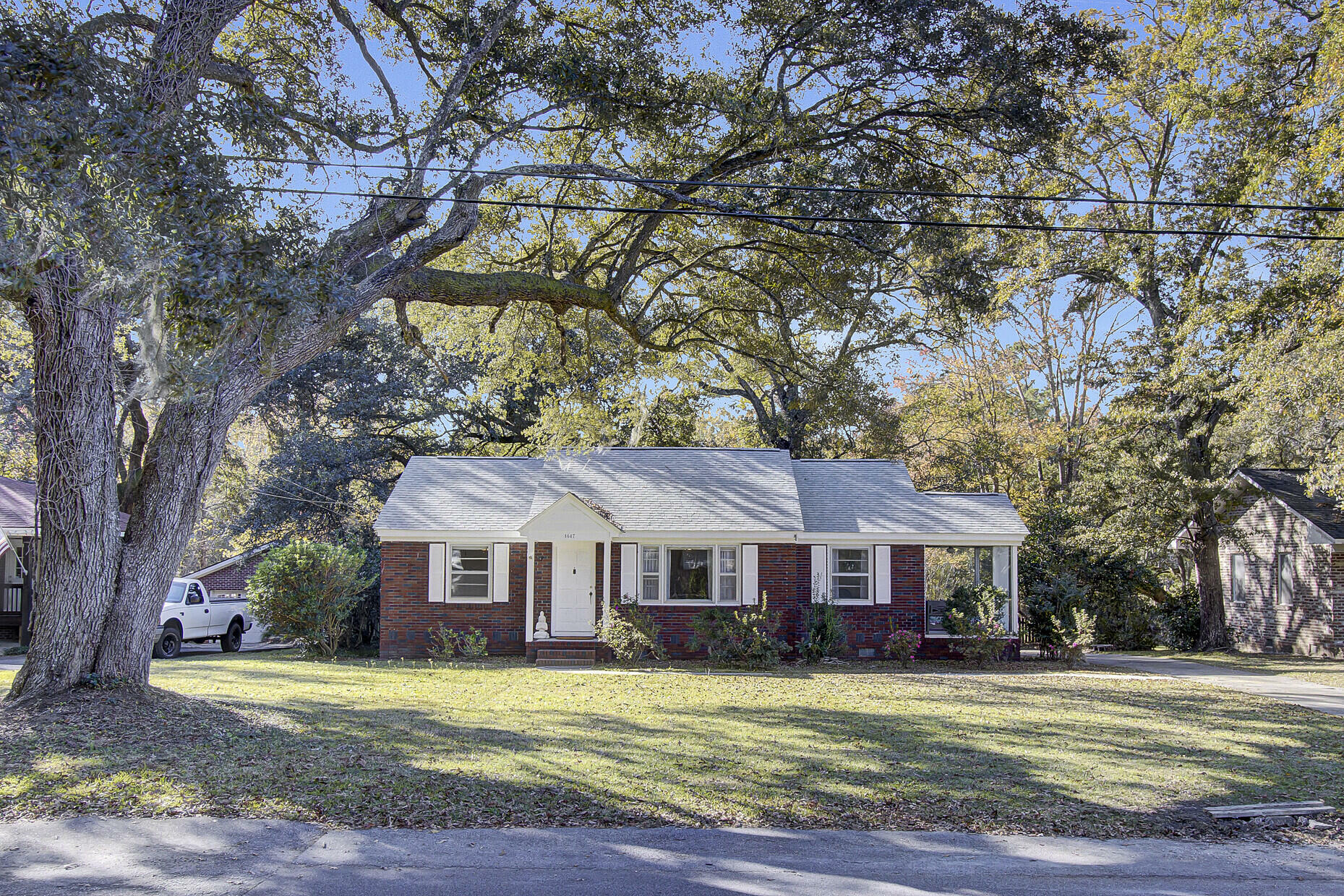 Property Photo: 1447 Cecilia Drive SC 29407