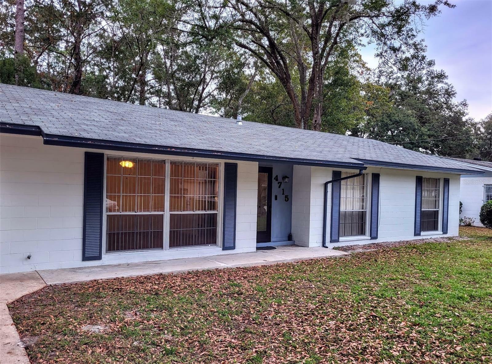 Property Photo:  4715 NW 40th Street  FL 32606 