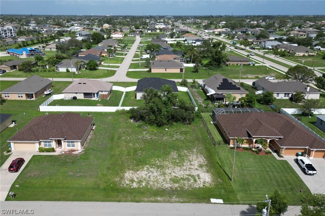Photo de la propriété: 1523 SW 19th Place FL 33991
