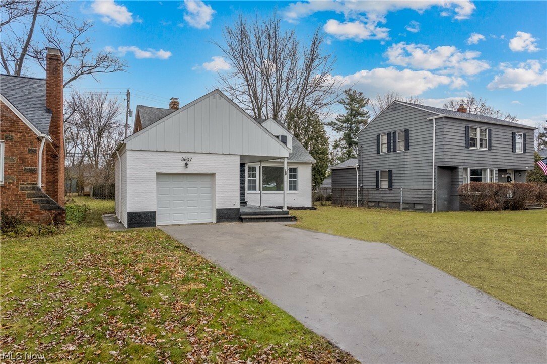 Property Photo: 3607 Fairmount Boulevard OH 44118