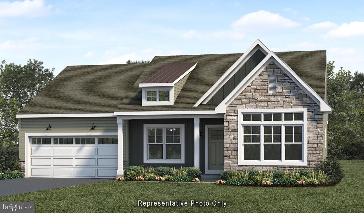 Property Photo: 705 Summers Court 457 PA 17055