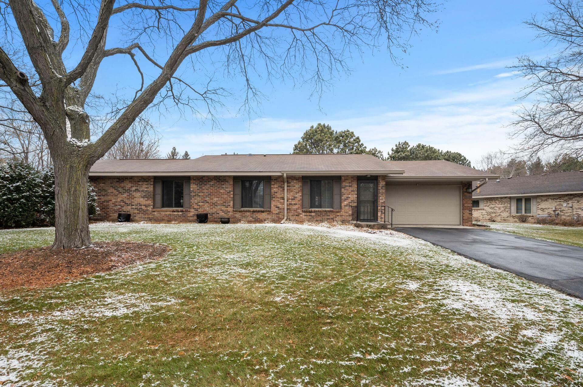 Property Photo: 45 Jewel Lane N MN 55447