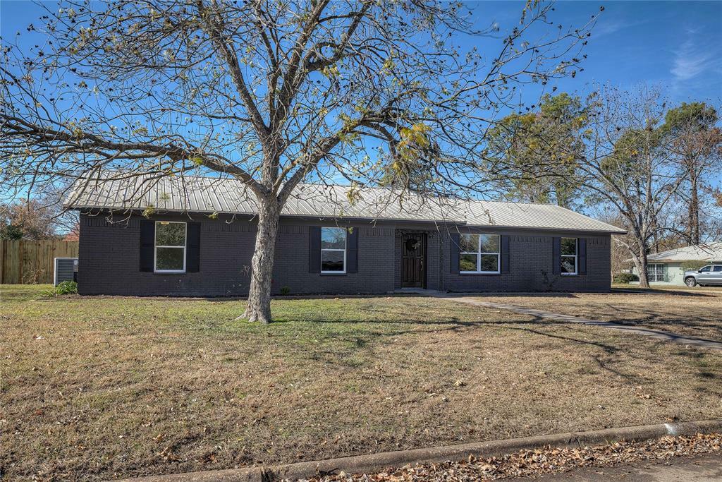 Property Photo:  217 Lou Street  TX 75482 