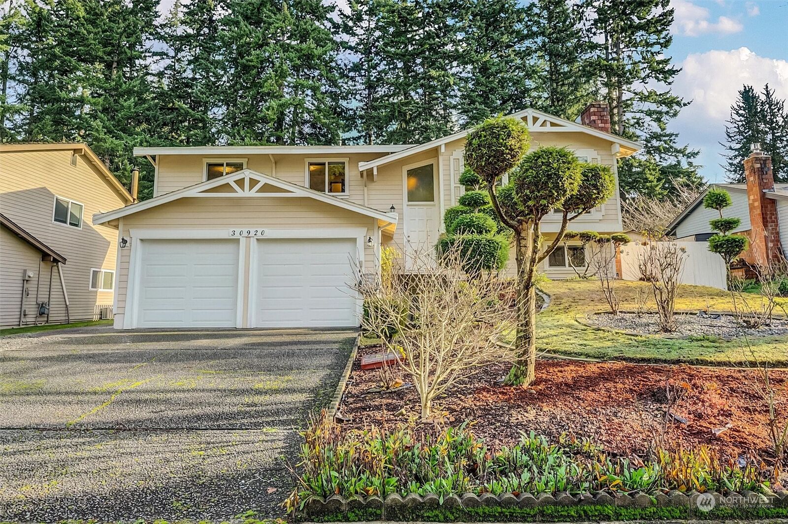 Property Photo:  30920 5th Place S  WA 98003 