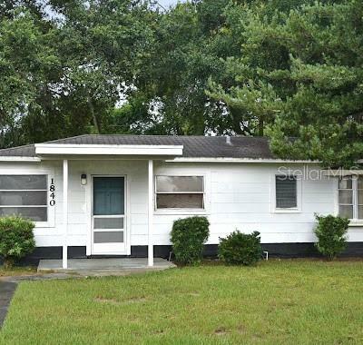 Property Photo:  1840 Anzle Avenue  FL 32789 