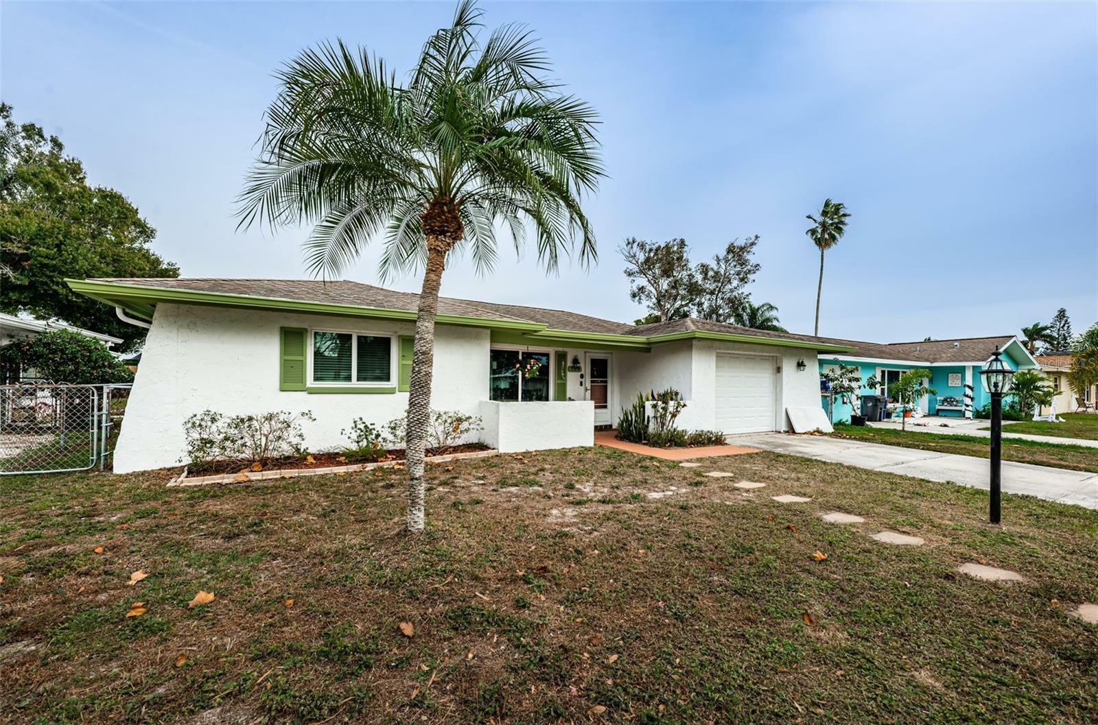 Property Photo:  719 Lemonwood Drive  FL 34677 