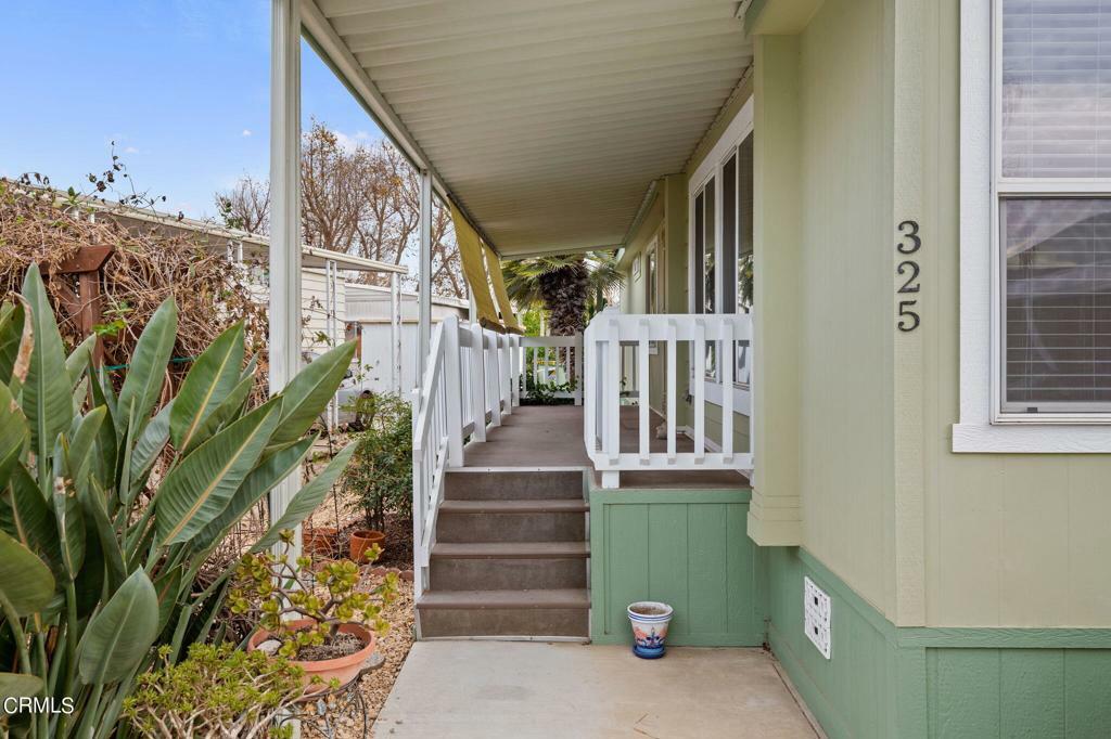 Property Photo:  325 Rodgers Street 325  CA 93003 