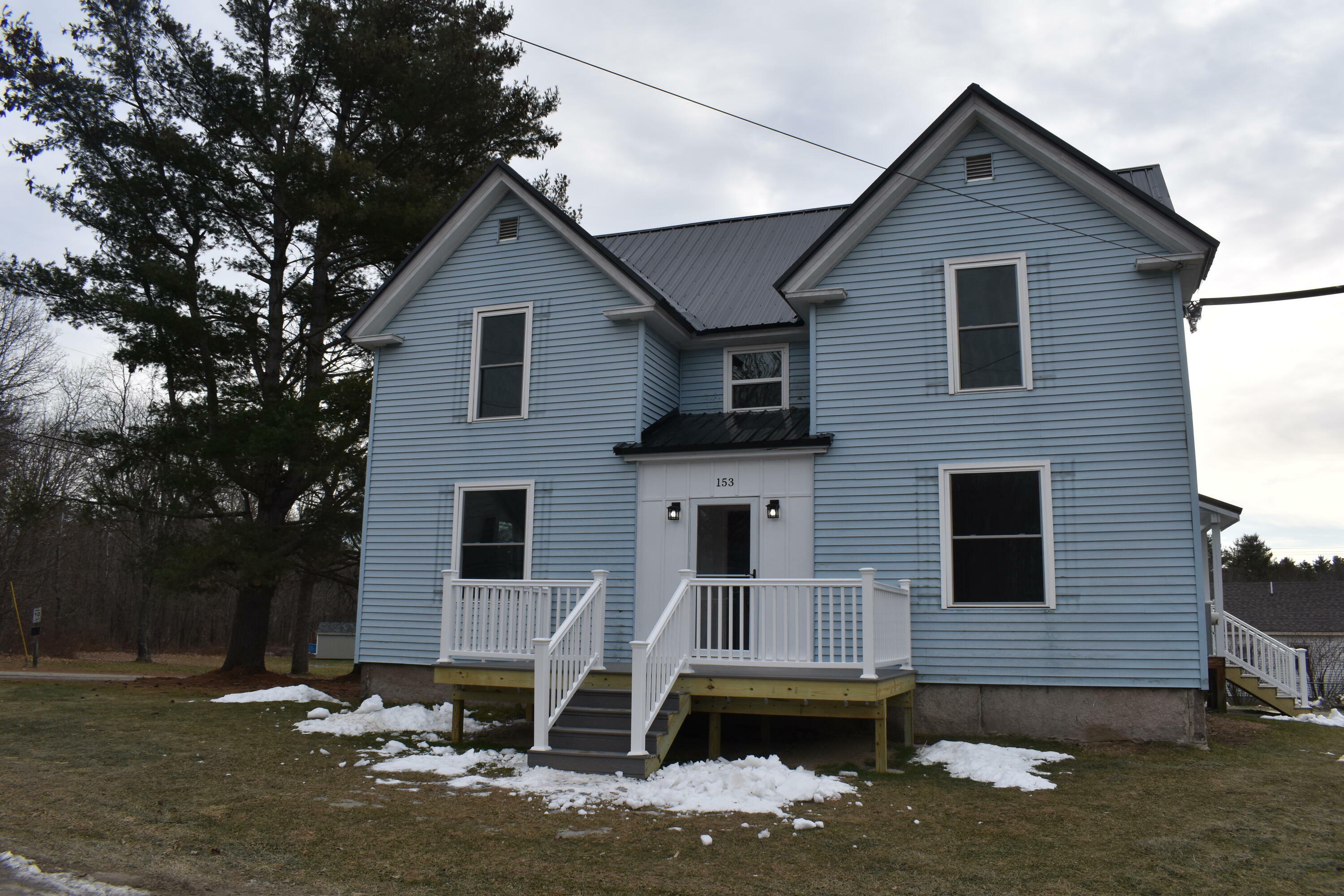 Property Photo: 153 Davis Street ME 04967